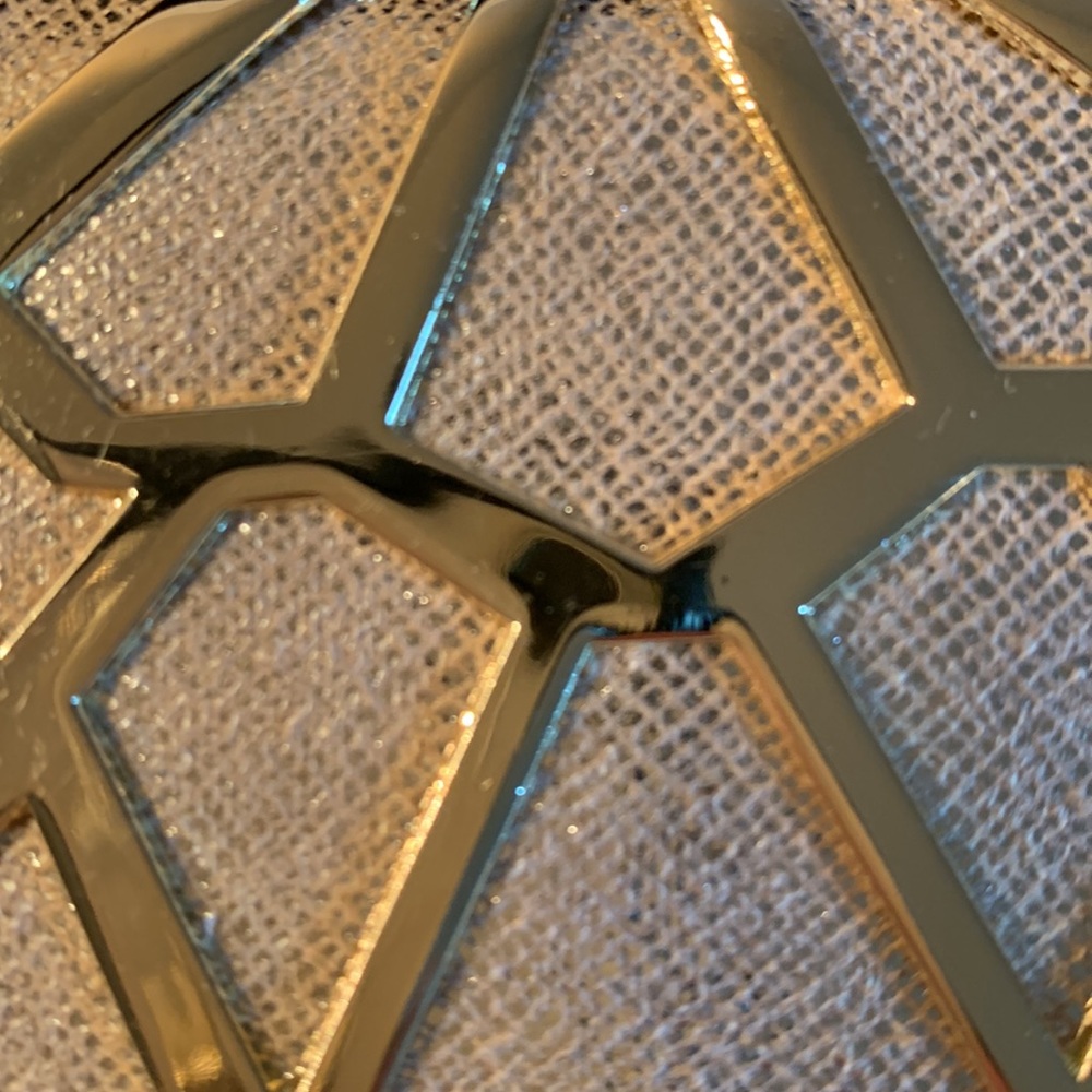 NWT Marciano cutout minaudiere clutch - Picture 7 of 11